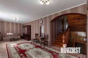 Дом 265м², 2-этажный, участок 8 сот.  