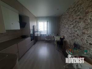 Дом 220м², 2-этажный, участок 6 сот.  