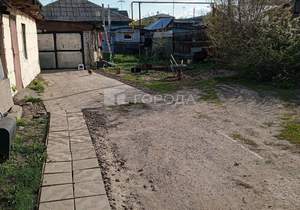 Дом 180м², 1-этажный, участок 6 сот.  