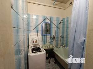 Дом 65м&sup2;, 2-этажный, участок 6 сот.  