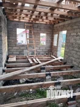 Дом 130м², 2-этажный, участок 10 сот.  