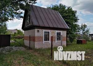 Дом 20м², 2-этажный, участок 813 сот.  