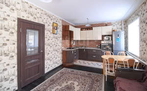 Дом 180м², 2-этажный, участок 9 сот.  