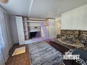 Дом 80м&sup2;, 2-этажный, участок 10 сот.  