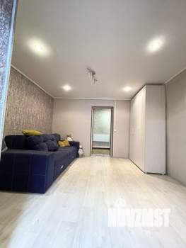 Дом 100м&sup2;, 1-этажный, участок 9 сот.  