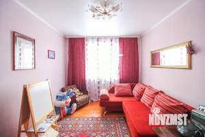 Коттедж 332м², 3-этажный, участок 10 сот.  