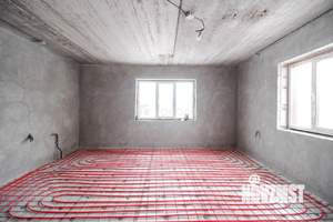 Дом 400м², 2-этажный, участок 9 сот.  