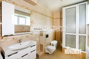 Коттедж 198м&sup2;, 2-этажный, участок 10 сот.  