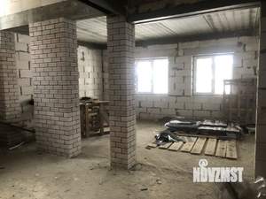 Коттедж 328м², 2-этажный, участок 10 сот.  