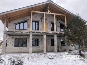 Коттедж 328м², 2-этажный, участок 10 сот.  