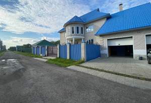 Дом 227м², 2-этажный, участок 10 сот.  