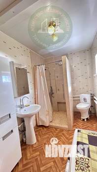 Дом 185м², 2-этажный, участок 20 сот.  