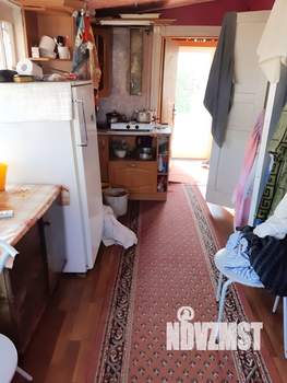 Дом 40м&sup2;, 2-этажный, участок 6 сот.  