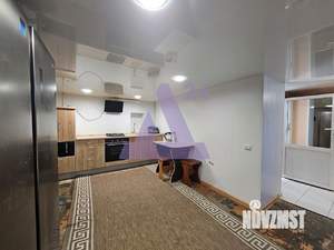 Дом 80м&sup2;, 2-этажный, участок 10 сот.  