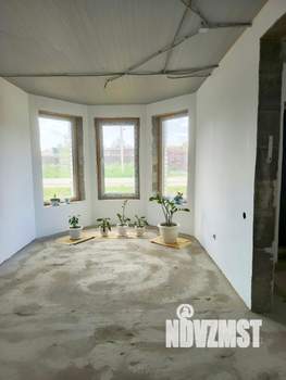 Коттедж 130м², 2-этажный, участок 5 сот.  