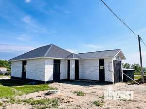 Дом 100м&sup2;, 1-этажный, участок 7 сот.  