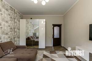 Коттедж 200м², 2-этажный, участок 10 сот.  