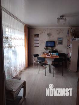 Коттедж 149м², 2-этажный, участок 10 сот.  