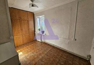 Дом 80м², 2-этажный, участок 10 сот.  