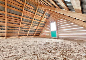 Дом 70м², 2-этажный, участок 10 сот.  