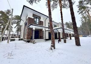 Дом 246м², 2-этажный, участок 6 сот.  