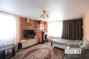 Дом 180м², 2-этажный, участок 9 сот.  