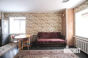Дом 180м², 2-этажный, участок 9 сот.  