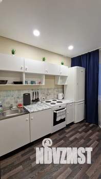 1-к квартира, посуточно, 38м2, 7/10 этаж