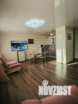 2-к квартира, посуточно, 53м2, 1/1 этаж