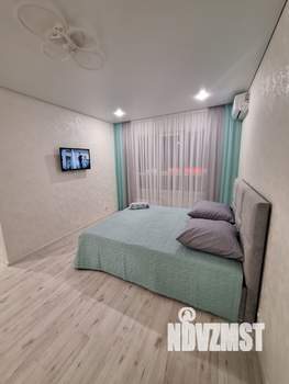1-к квартира, посуточно, 38м2, 8/17 этаж