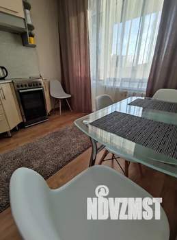 1-к квартира, посуточно, 40м2, 3/10 этаж