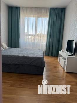 1-к квартира, посуточно, 42м2, 7/17 этаж