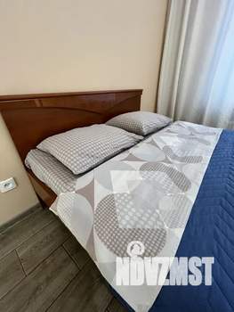 Студия квартира, посуточно, 20м2, 1/18 этаж