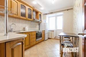 1-к квартира, посуточно, 42м2, 4/16 этаж