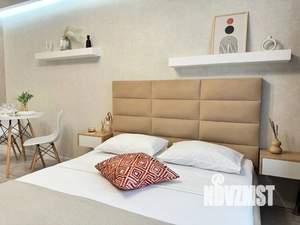 Студия квартира, посуточно, 28м2, 6/18 этаж