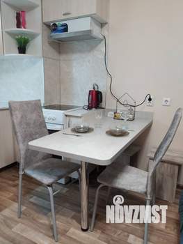 Студия квартира, посуточно, 30м2, 12/18 этаж