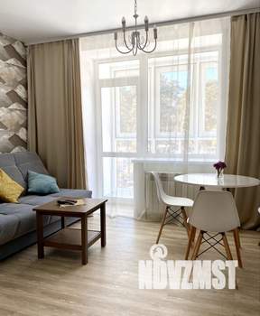 1-к квартира, посуточно, 39м2, 1/1 этаж