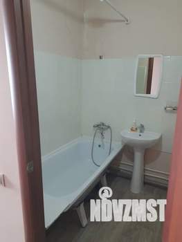 Студия квартира, посуточно, 25м2, 8/10 этаж