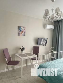 Студия квартира, посуточно, 28м2, 20/25 этаж