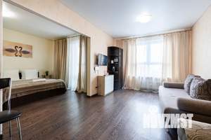 Студия квартира, посуточно, 50м2, 18/20 этаж