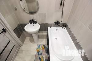 1-к квартира, посуточно, 35м2, 2/10 этаж