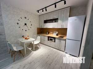 1-к квартира, посуточно, 43м2, 1/1 этаж