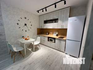 2-к квартира, посуточно, 43м2, 7/17 этаж