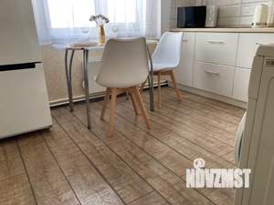 1-к квартира, посуточно, 34м2, 5/10 этаж