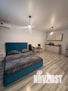 Студия квартира, посуточно, 35м2, 5/18 этаж