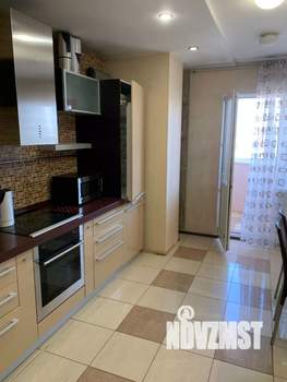 1-к квартира, на длительный срок, 70м2, 9/16 этаж