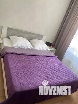 1-к квартира, посуточно, 38м2, 2/10 этаж