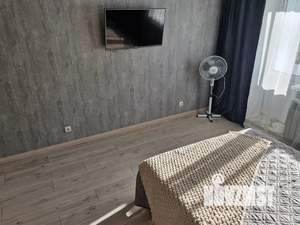 Студия квартира, посуточно, 30м2, 7/13 этаж