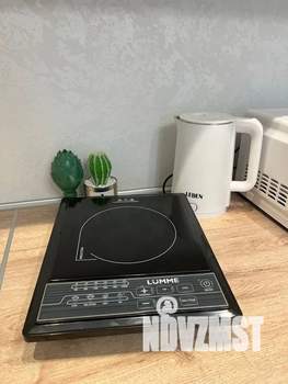 Студия квартира, посуточно, 20м2, 1/12 этаж