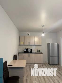 Студия квартира, посуточно, 35м2, 5/18 этаж